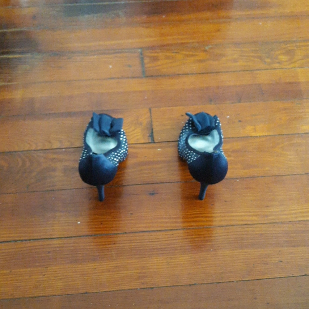 High heels - Picture 3 of 3